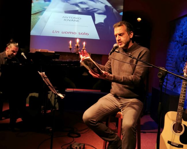 Antonio Iovane presenta “Un uomo solo. Le ultime ore di Luigi Tenco” (Mondadori) a Lecce, Alessano e Corigliano d’Otranto