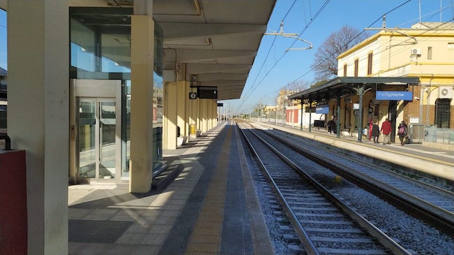 Polignano a Mare, attivato nuovo ascensore nella stazione Polignano a Mare, attivato nuovo ascensore nella stazione