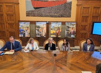 Bari, rifiuti: presentato il servizio sperimentale con i primi 51 cassonetti intelligenti