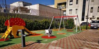 Bari, proseguono gli interventi di pulizia di spazi ludici e aree attrezzate