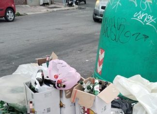 Bari, controlli rifiuti: sanzionato titolare di un locale per abbandono bottiglie